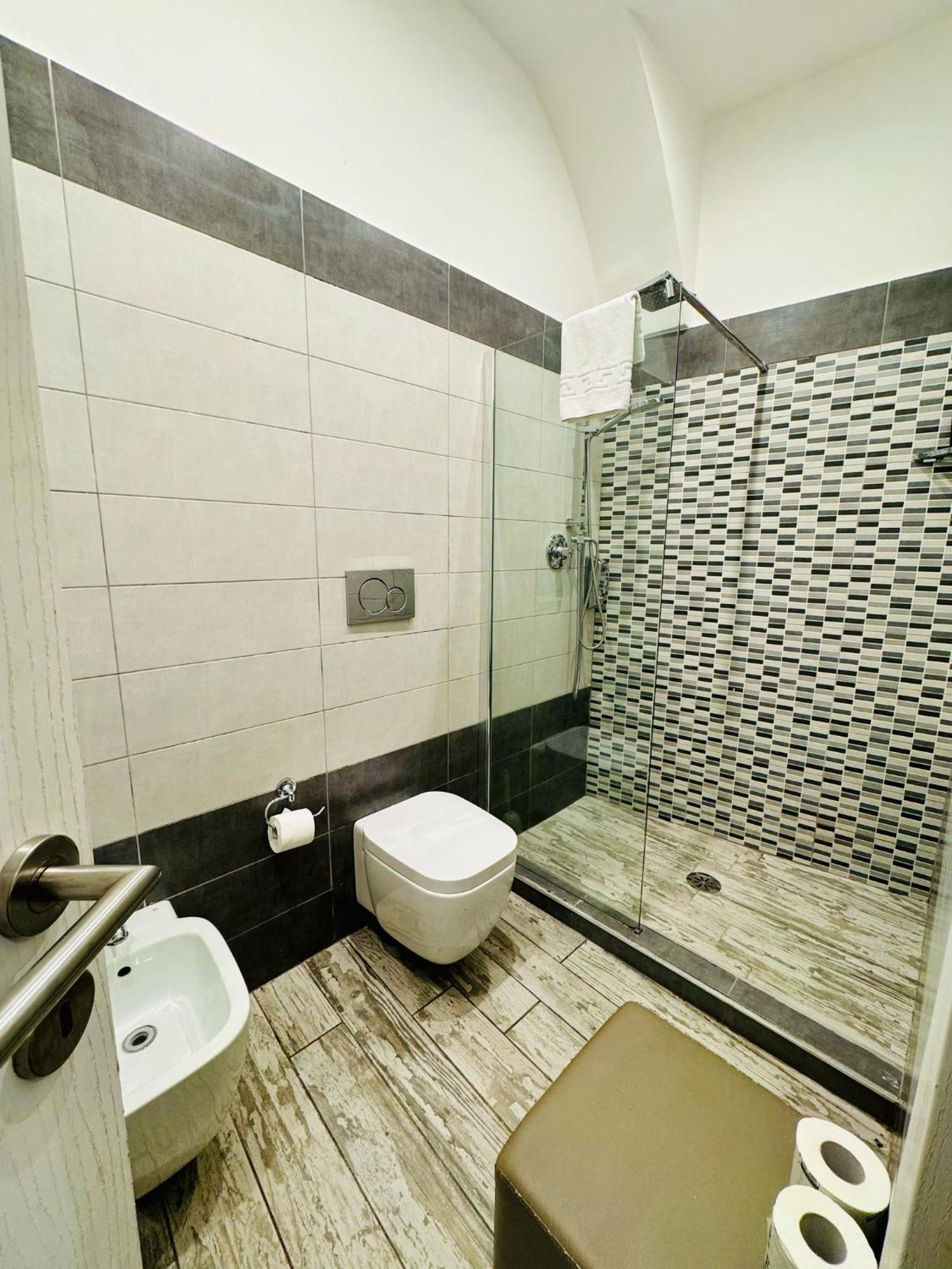 Nl Trastevere Affittacamere 2*